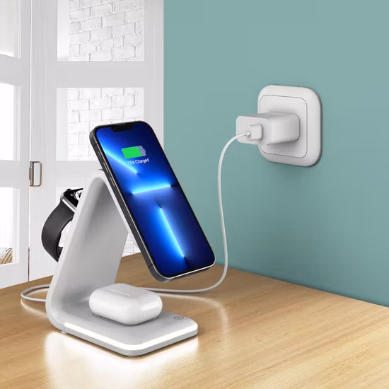 Nuovo caricabatterie wireless per caricabatterie rapido per luce notturna a LED da 5 W 7,5 W 10 W 15 W Caricatore wireless per orologio intelligente 3 in 1