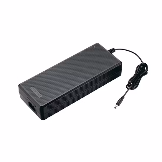Grossista cinese del caricabatteria per bici elettrica per moto scooter elettrico a ricarica rapida da 400 W