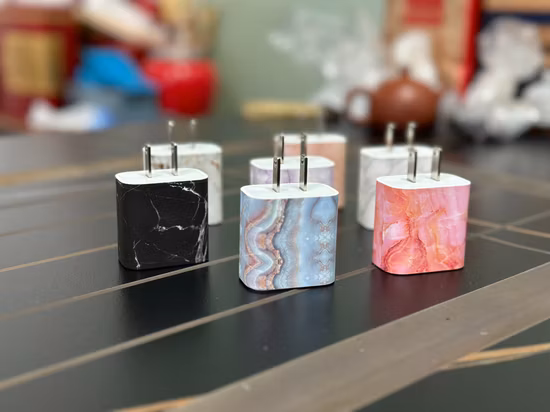 2022 Caricabatterie adattatore di alimentazione USB-C da 20 W all'ingrosso e di alta qualità per iPhone al prezzo di fabbrica, spedizione veloce ed economica